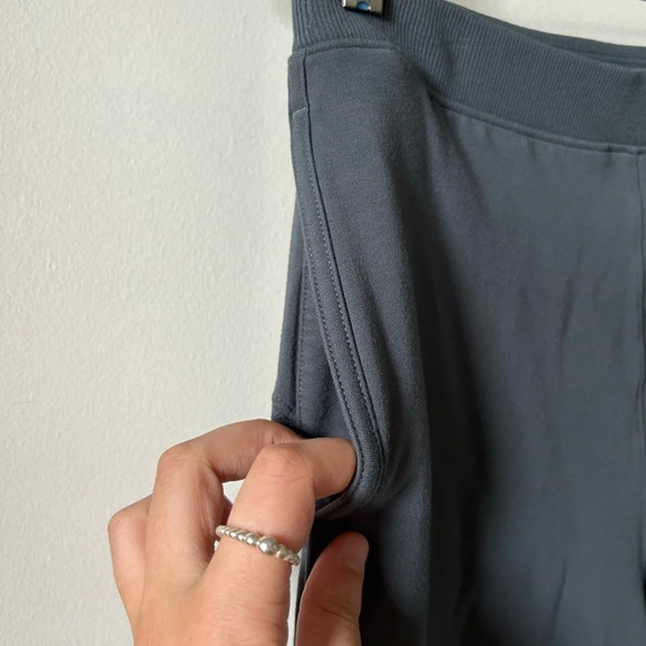 Lululemon Every Movement Pants - Picture 2 of 7